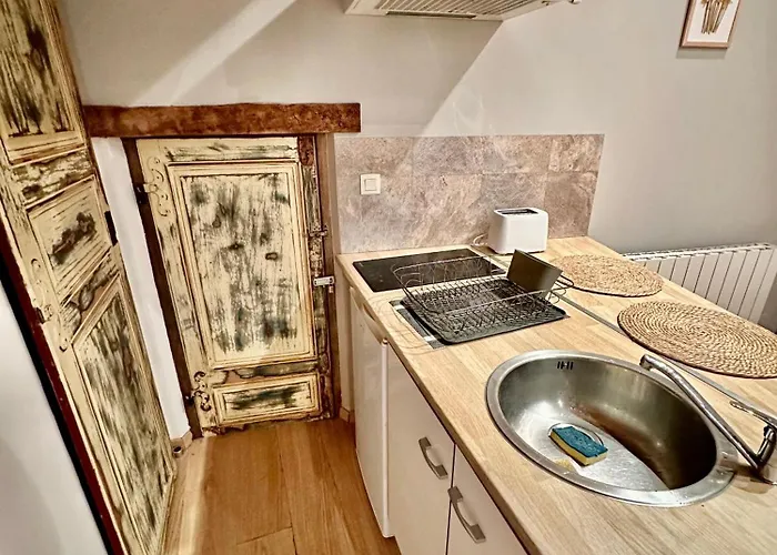 דירה Agreable Plein Centre